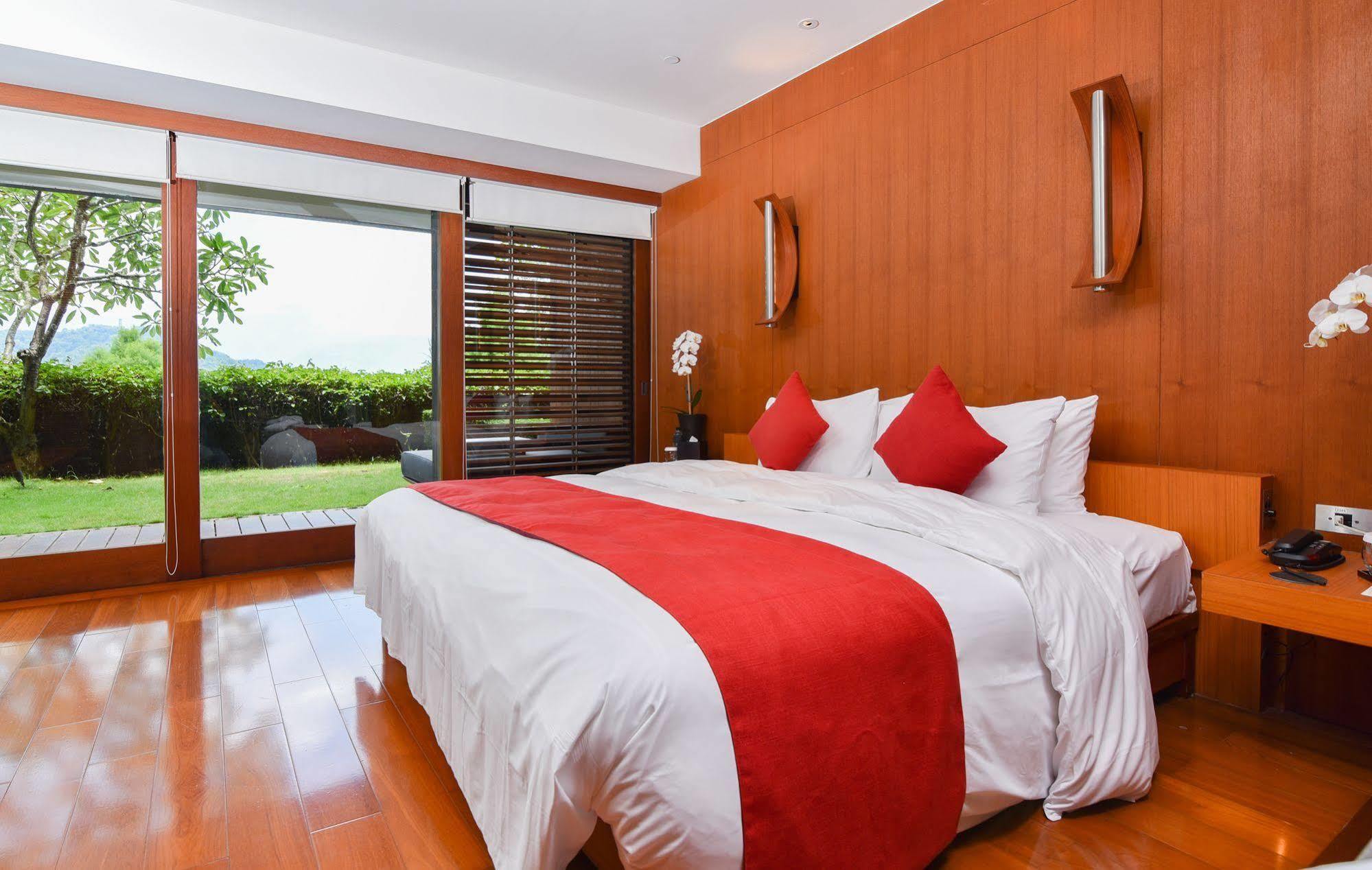 The Lalu Hotel Yuchi Bagian luar foto